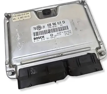 Audi A4 S4 B5 8D Engine control unit/module 038906019ER 28SA5122 0281010704