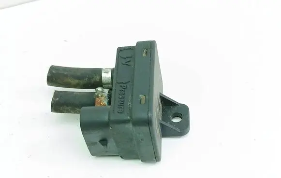 Audi A4 S4 B5 8D Air pressure sensor 10R026151 67R010216 110R000023