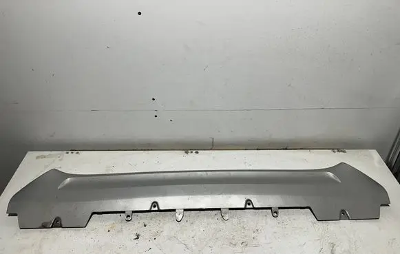 Volvo XC90 Front bumper lip 31353383