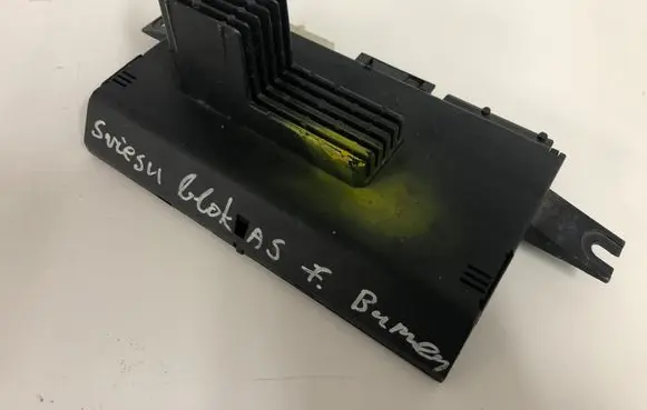 BMW 7 E38 Light module LCM 8352225