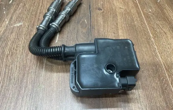 Mercedes-Benz SL AMG R129 High voltage ignition coil A0001587303