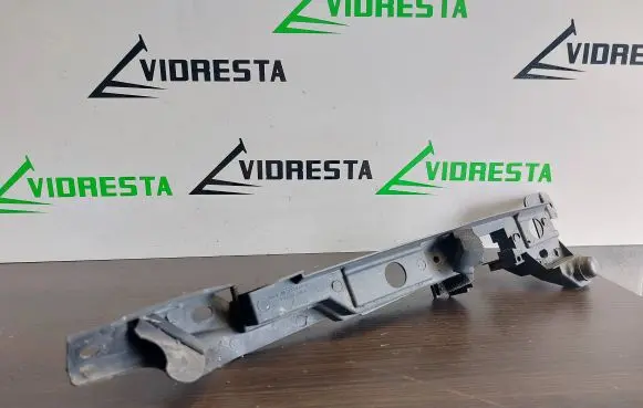 Opel Corsa D Fender mounting bracket 13395918