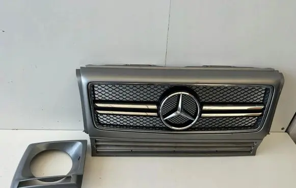 Mercedes-Benz G W463 2nd Gen Front bumper upper radiator grill a4638880011 a4638880051