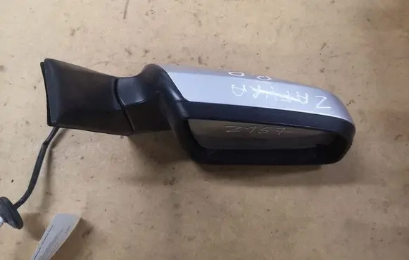 Opel Zafira B Front door electric wing mirror 13137807 471516