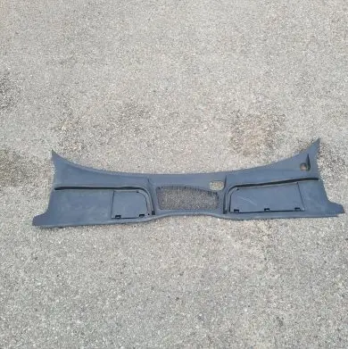 Audi A4 S4 B9 Wiper trim 8W1819403