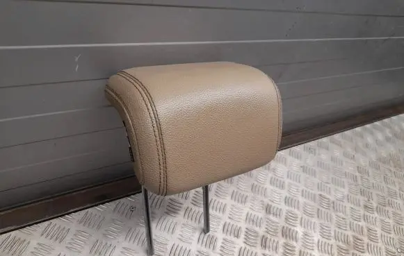 Mercedes-Benz GL X166 Rear seat headrest 