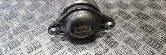 Mercedes-Benz E W212 Engine mount bracket A2122405217