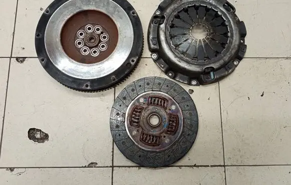 Suzuki Grand Vitara I Clutch set kit