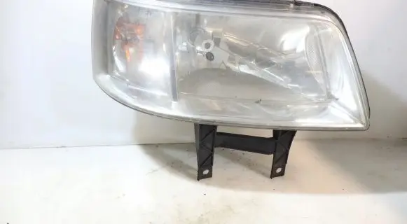 Volkswagen Transporter - Caravelle T5 Headlight/headlamp