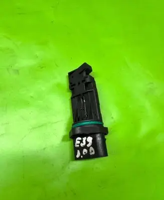 BMW 5 E39 Mass air flow meter 7830359 291081A 0280216062