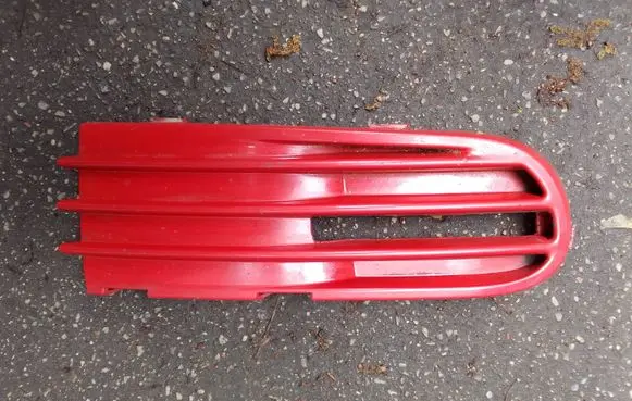 Volvo S40 Front bumper lower grill 30657009