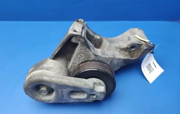 Jaguar XF Generator/alternator bracket 