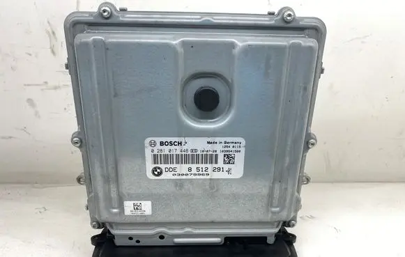 BMW 3 E90 E91 Engine control unit/module ECU 8512291