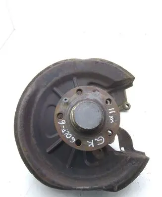 Volkswagen Golf VI Rear wheel hub