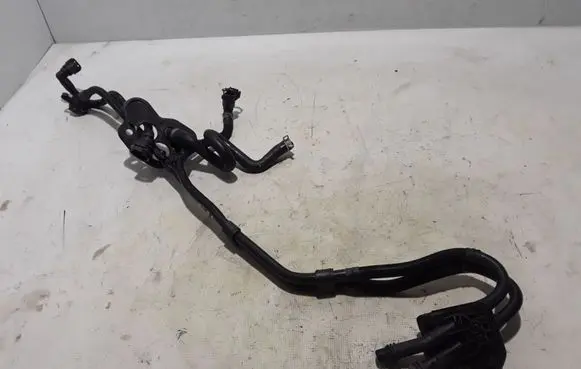 Volvo XC90 Engine coolant pipe/hose 31439808