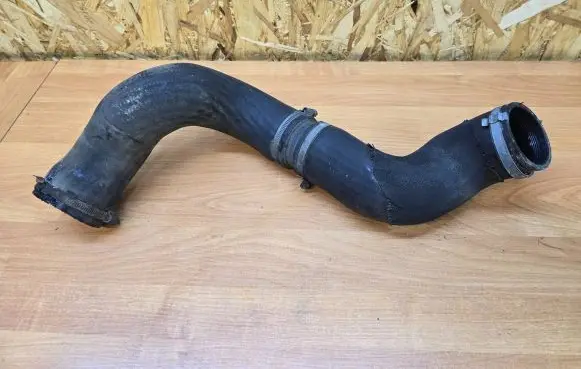 Volvo V70 Intercooler hose/pipe 30792883 TBTST0NE
