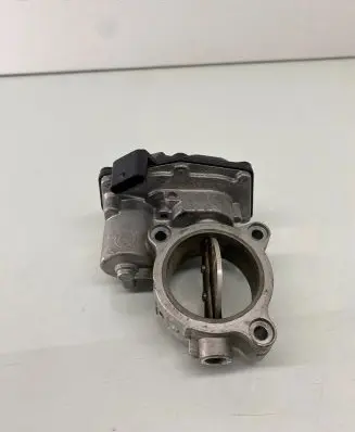 BMW 5 F10 F11 Throttle valve 7810752 10378517 781075203