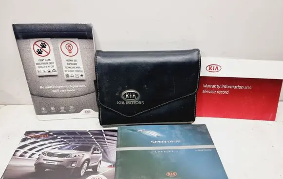 KIA Sportage Owners service history hand book A3UOEA36A
