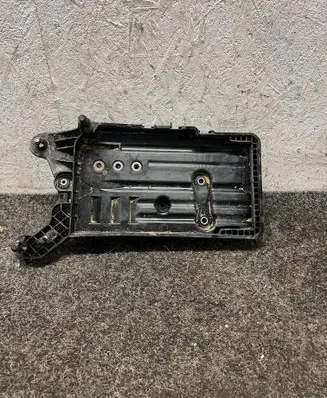Volkswagen Touran III Battery box tray 5QF915331A