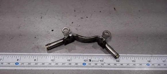 Audi A6 S6 C5 4B Engine coolant pipe/hose 078121181