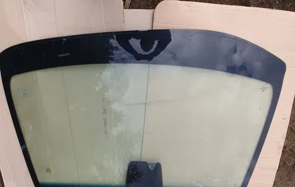 Hyundai i30 fastback Front windscreen/windshield window 43R01343