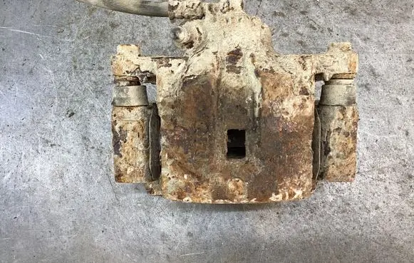 KIA Sorento Rear brake caliper