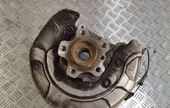 BMW 5 G30 G31 Rear wheel hub
