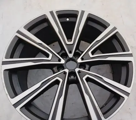 BMW X5 G05 R22 alloy rim 8072000