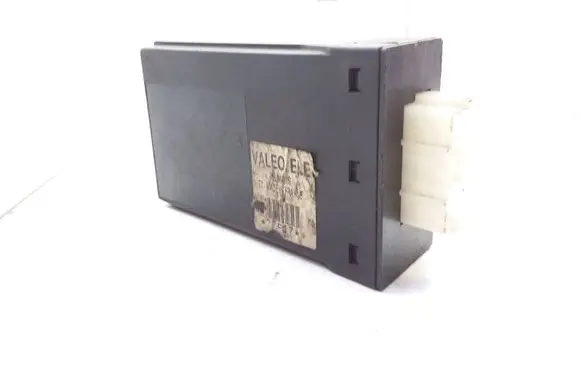 Peugeot 406 Central body control module PEUM491S