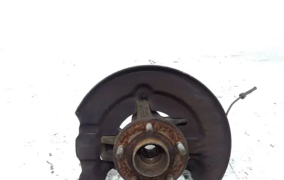 Ford Grand C-MAX Front wheel hub spindle knuckle AV613K170