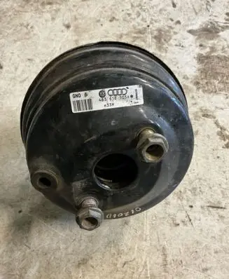 Audi A6 Allroad C5 Brake booster 4B3612105A