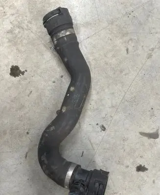BMW X5 E70 Engine coolant pipe/hose 16185913 7808076