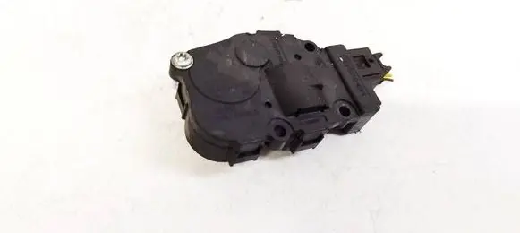 Mercedes-Benz C AMG W204 Air flap motor/actuator 410475520 412650750