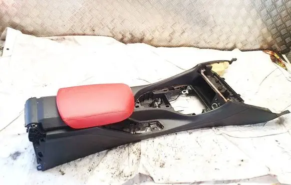 BMW X1 E84 Armrest 105011073