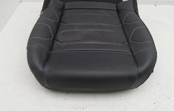 Citroen C4 III e-C4 Driver seat console base 