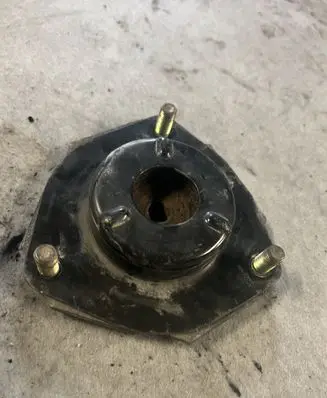 Nissan Primera Front upper strut mount 