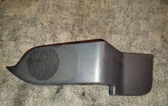 Toyota Corolla E110 Rear door speaker cover trim 6432012060