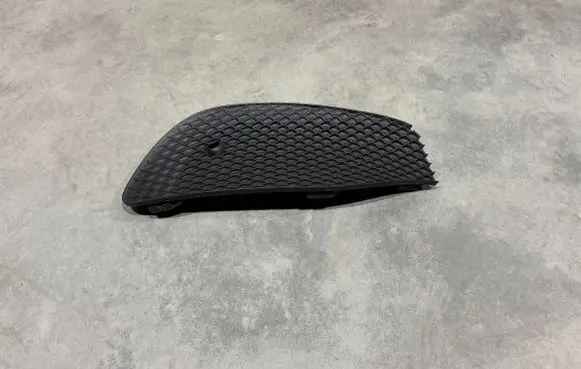 Mercedes-Benz E W213 Front bumper lower grill A2138851600