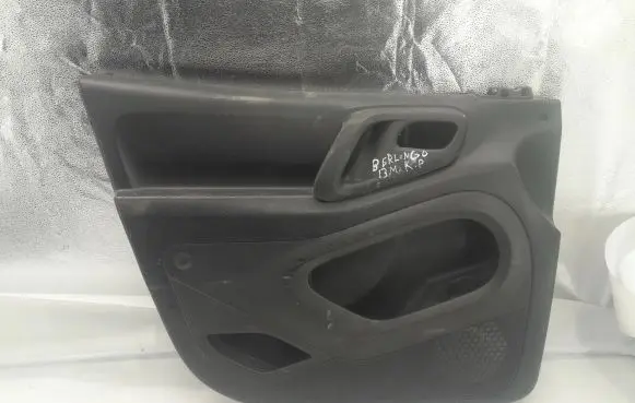 Citroen Berlingo Front door card panel trim 9683045377 060936J01