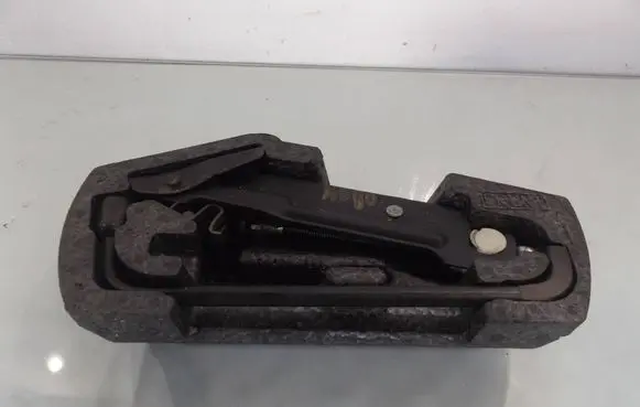Toyota Aygo AB10 Lift Jack 