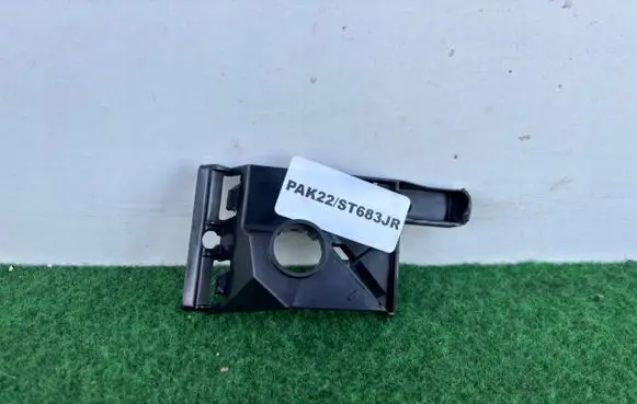 BMW 4 G22 G23 G24 G26 Front parking sensor holder (PDC) 51118078618