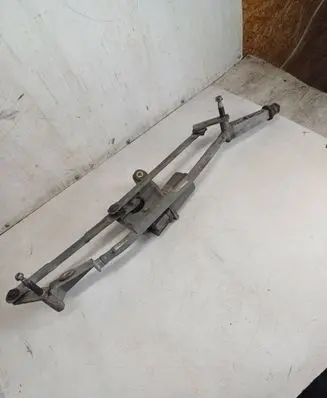Front wiper linkage and motor