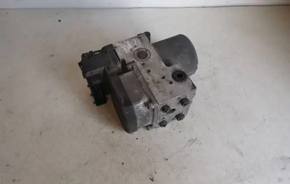 Audi A6 S6 C5 4B ABS Pump 0273004284 0265220408 8E0614111A