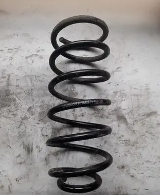 Volkswagen Golf IV Front coil spring 2110068
