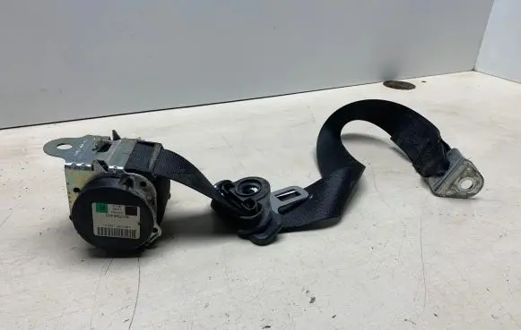 Opel Zafira B Rear seatbelt G4302C050404