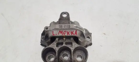 Opel Mokka Engine mount bracket 91324133