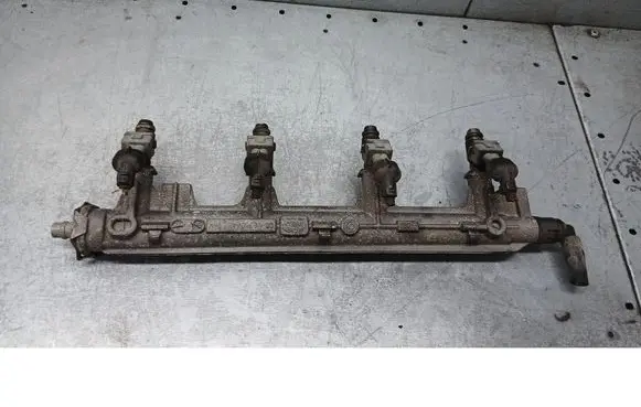 Fiat Stilo Fuel injector supply line/pipe 