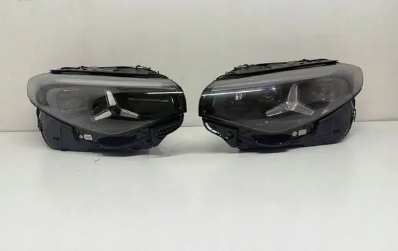 Mercedes-Benz CLA C117 X117 W117 Headlights/headlamps set A1749064102