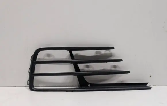 Volkswagen Scirocco Front fog light trim/grill 1K8853666E M147220