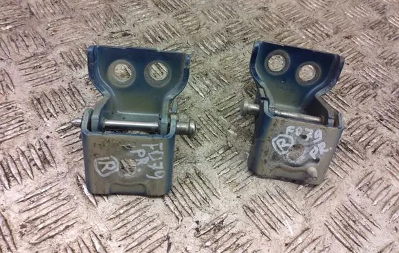 Peugeot Partner Front door hinge set 